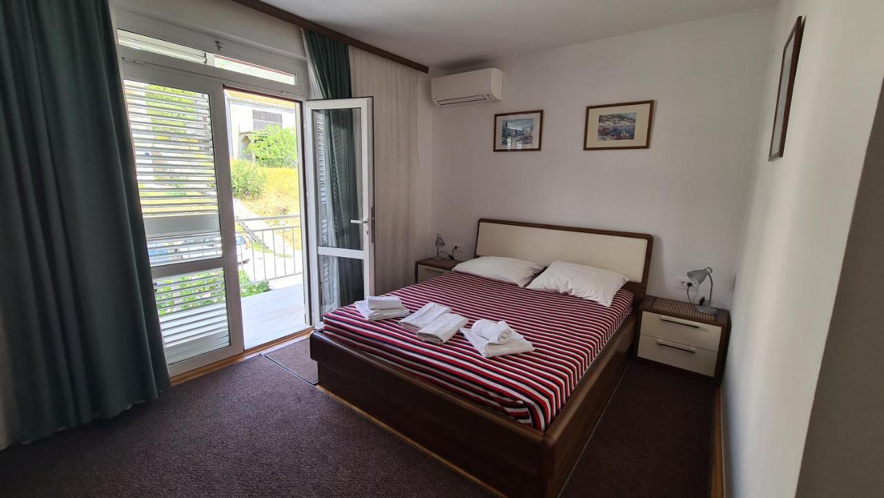 Studio Apartment Boksic Mlini Luaran gambar